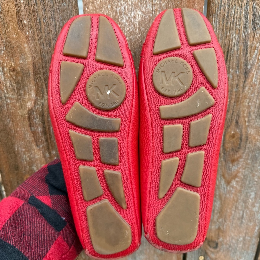 Michael Kors Women's Red Leather Flats Gold Accents Logo Shoe Size 6.5 - Picture 6 of 11